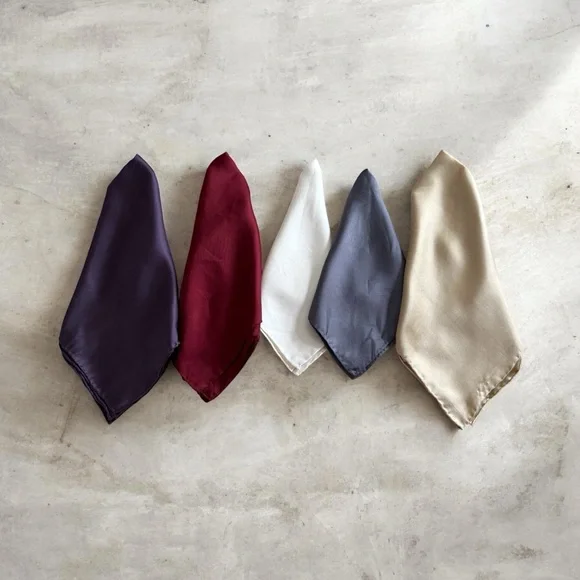Bundle Five Luxurious Silk Pocket Square - Picture 12 of 12
